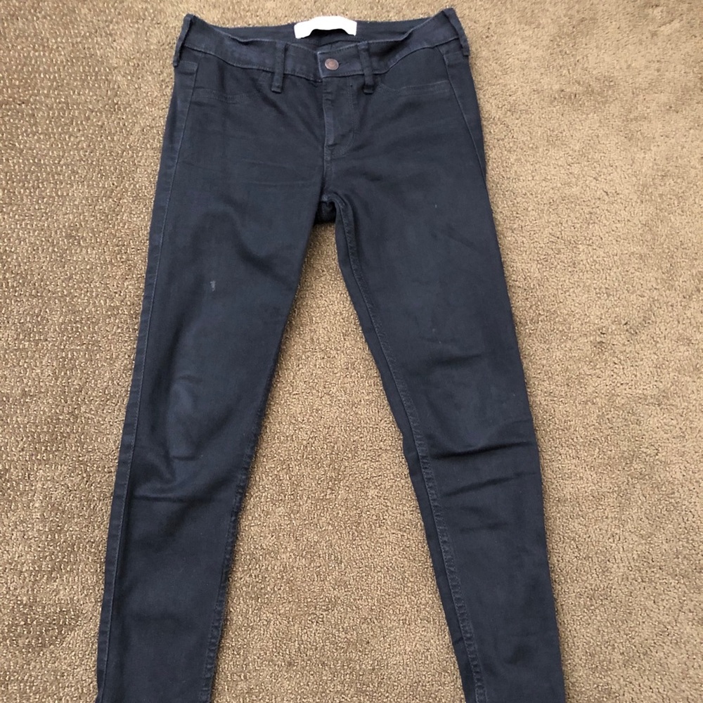 Hollister black skinny jeans